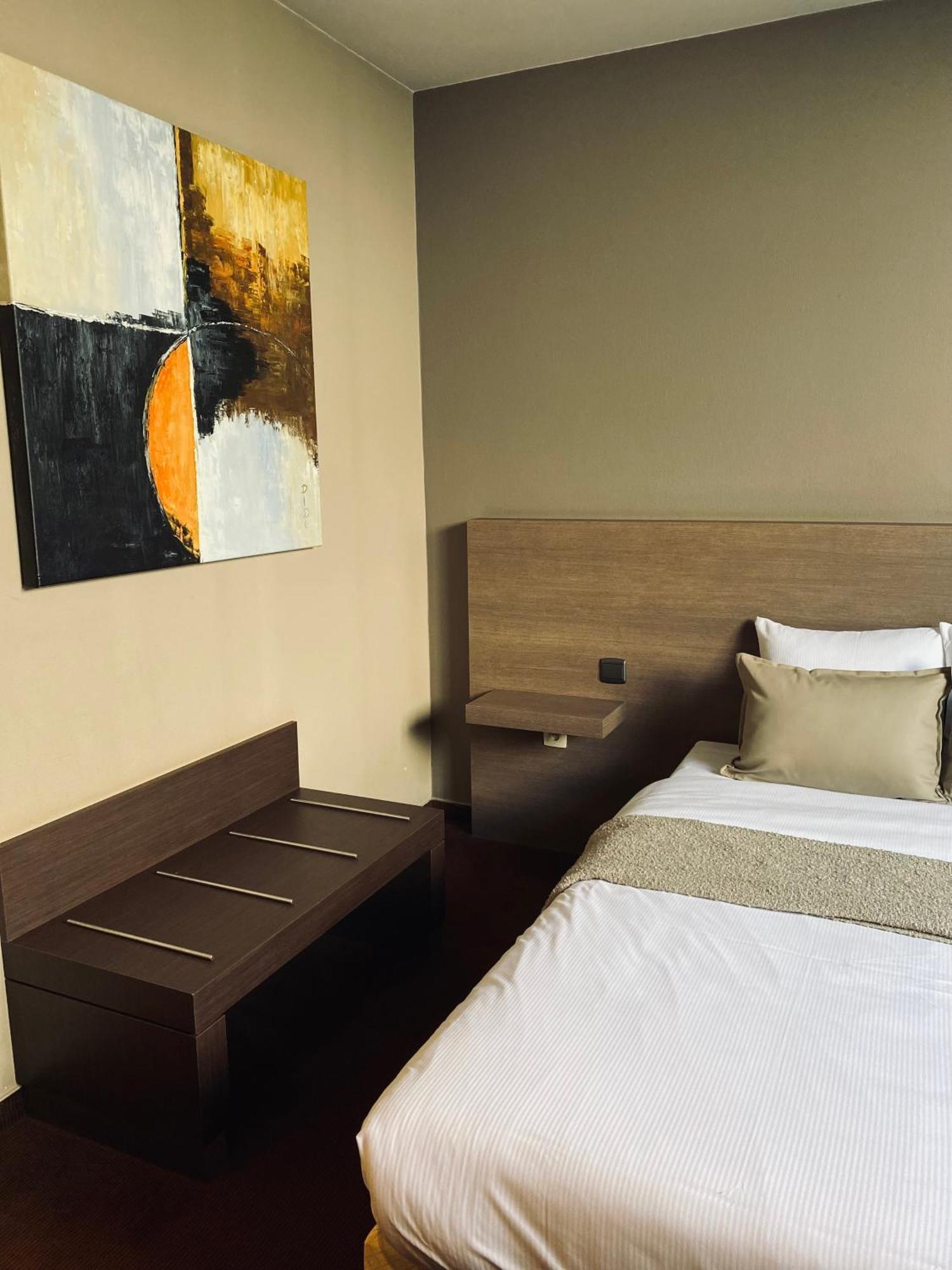 Hotel Bornem Ngoại thất bức ảnh