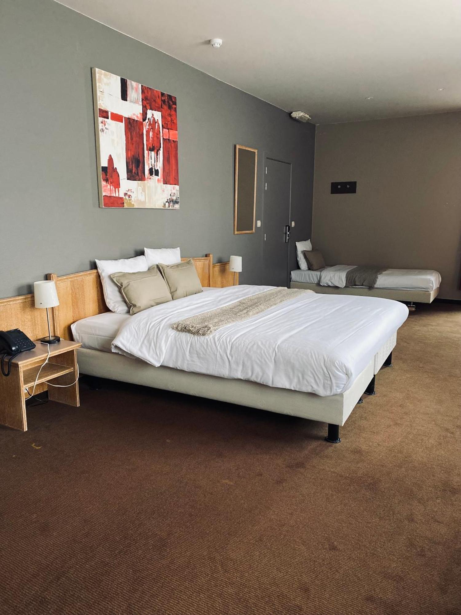 Hotel Bornem Ngoại thất bức ảnh