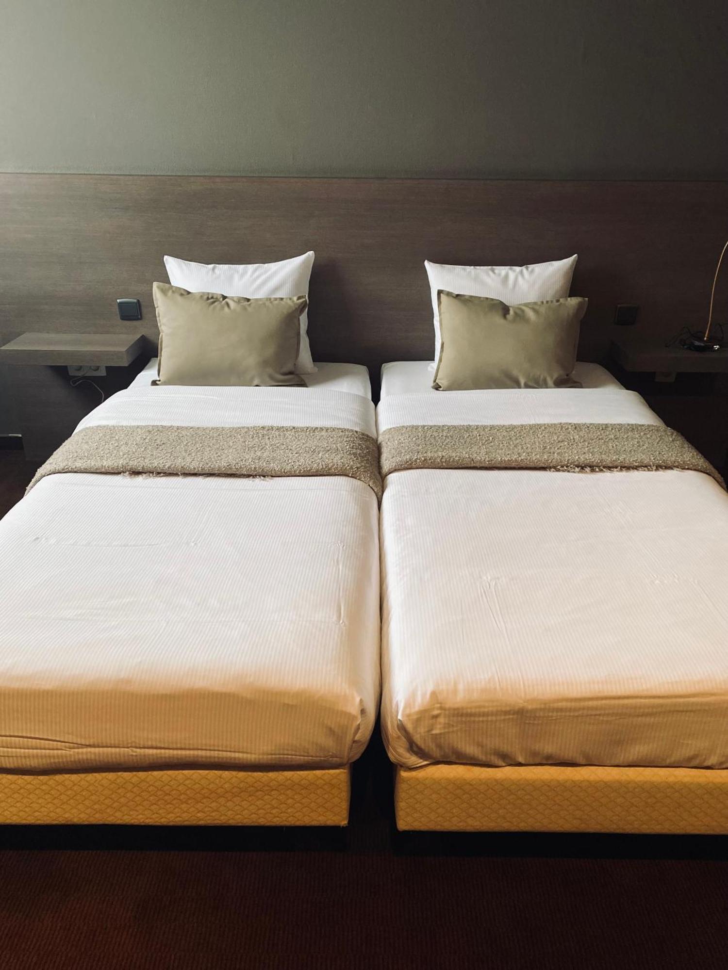 Hotel Bornem Ngoại thất bức ảnh