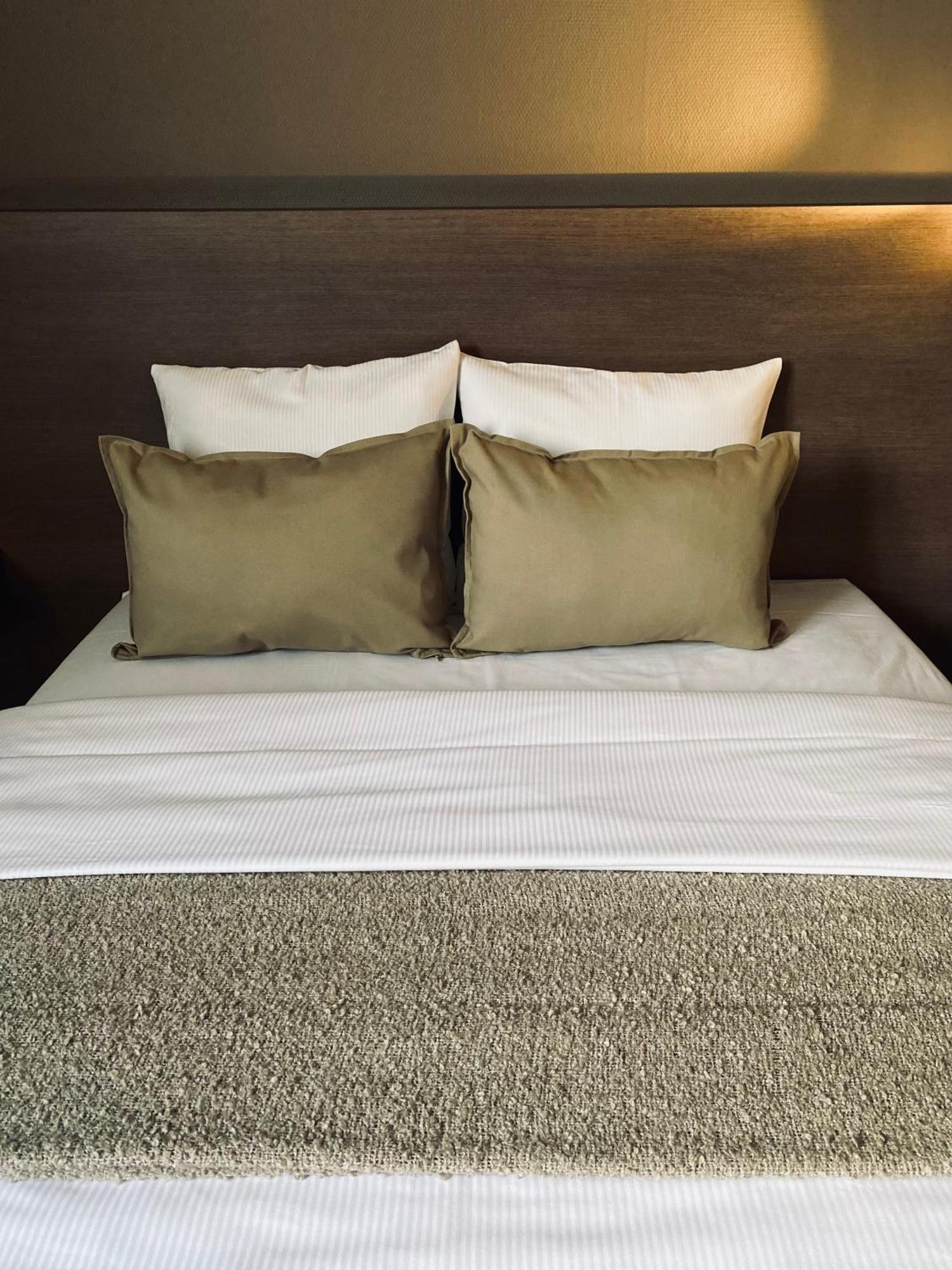 Hotel Bornem Ngoại thất bức ảnh