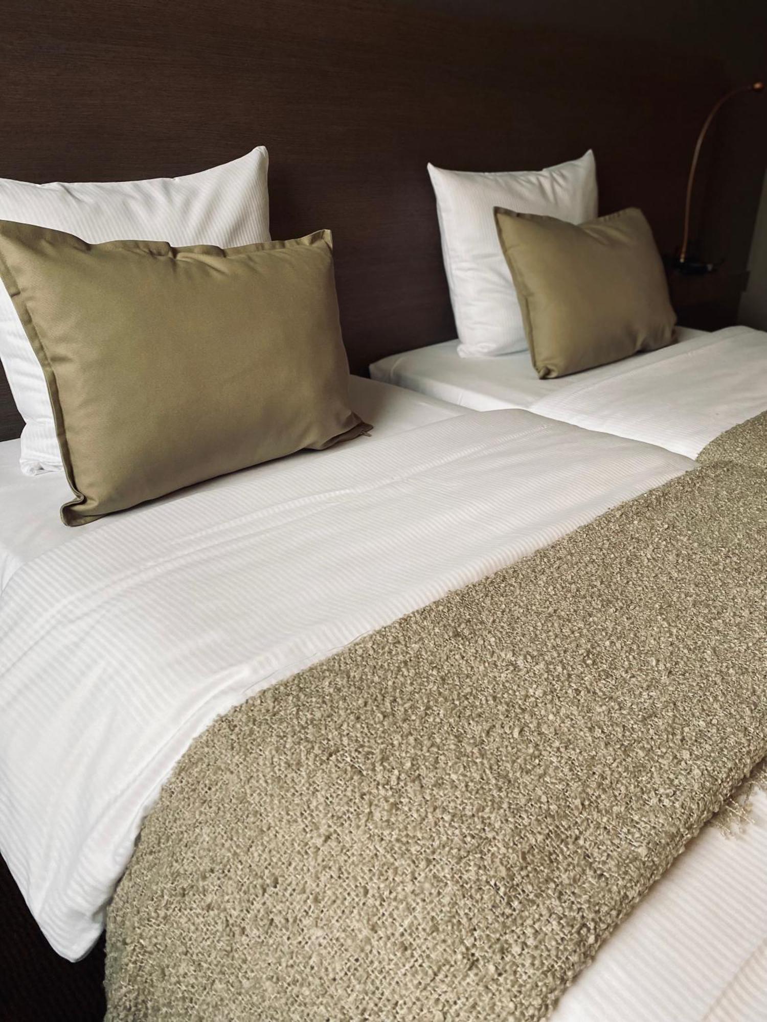 Hotel Bornem Ngoại thất bức ảnh